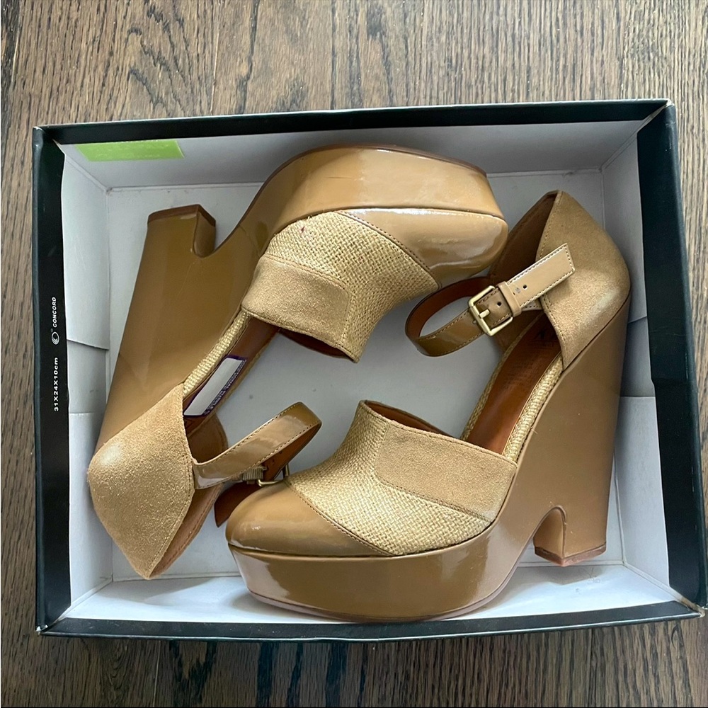MRKT Lauren Wedge Platform Heels